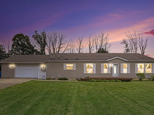 11845 Floria Rd, Delton, MI 49046