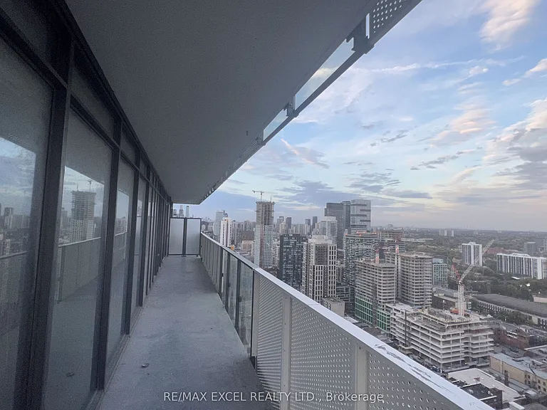25 Richmond St E #3303 — Photo 8