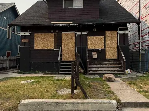 1703 N 12th Ave SW, Calgary, AB T3C 0R5