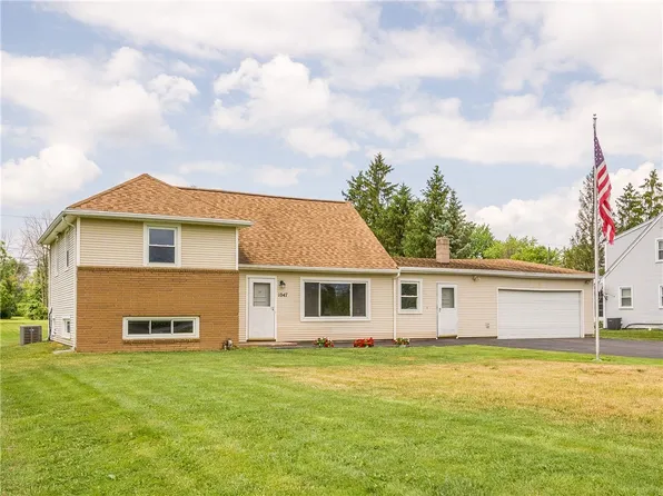 1047 Hilton Parma Corners Rd, Hilton, NY 14468