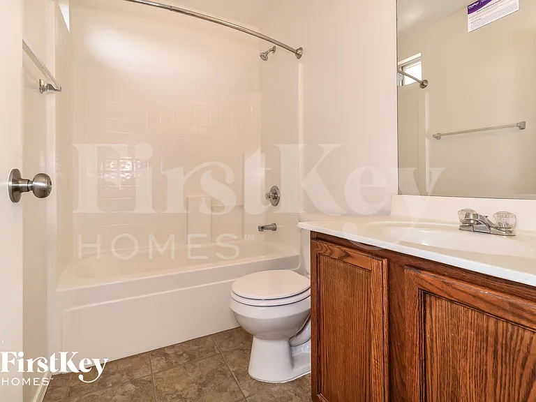 1071 S 224th Ln — Photo 11