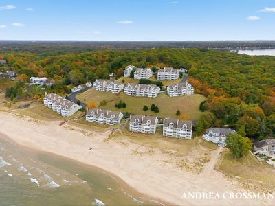 735 Spyglass Hl, Holland, MI, 49424