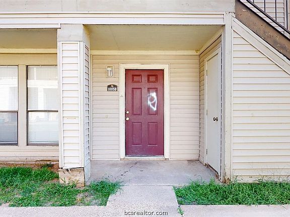 2nd image of 1005 Spring Loop APT D