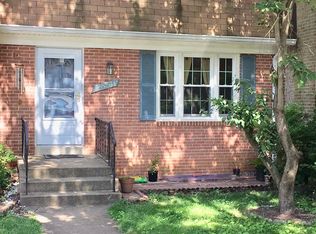 2850 Lafora Ct, Vienna, VA 22180