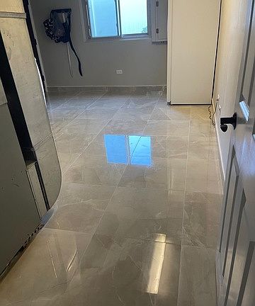 3rd image of 15315 Saint Andrews Dr