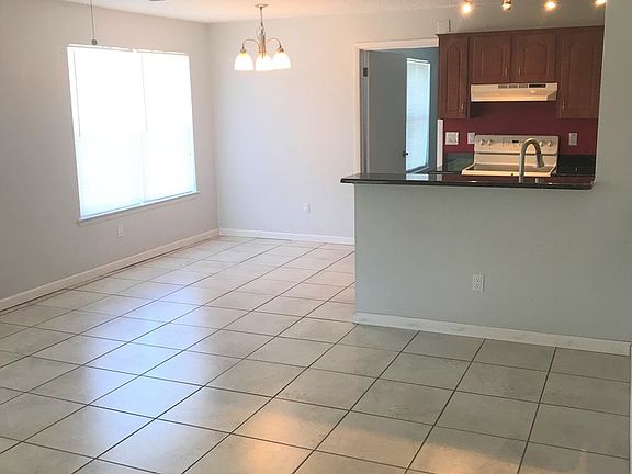 3rd image of 2612 Grassy Point Dr Unit 210