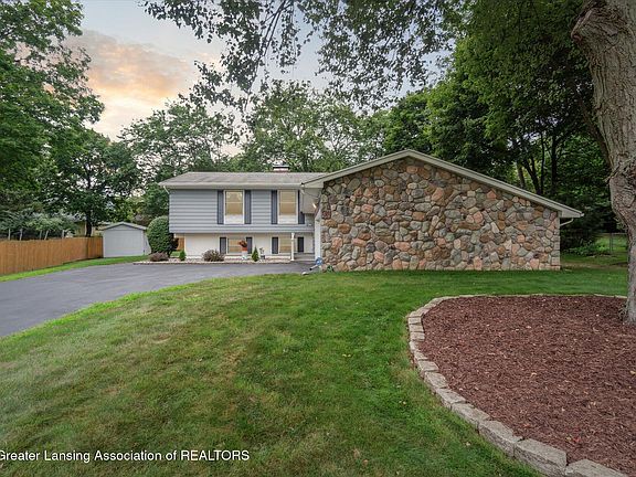 2nd image of 4383 Stoneycroft Dr