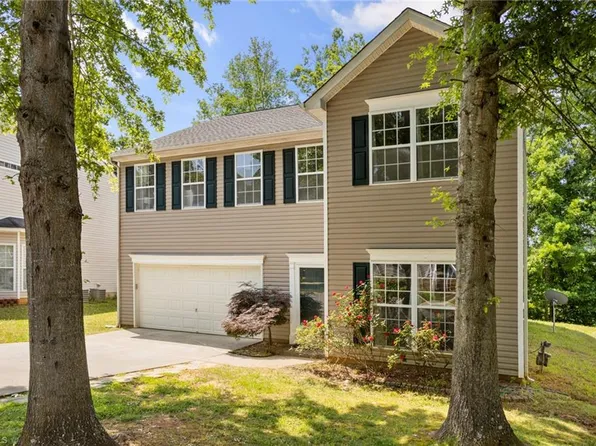 5214 Ivy Ridge Ln, Winston Salem, NC 27104