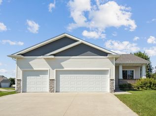 2914 SW Pleasant St, Ankeny, IA 50023