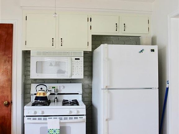 5th image of 20864 Parkcrest Dr