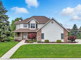1432 Silver Linden Ct, Fort Wayne, IN 46804