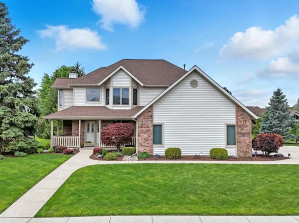 1432 Silver Linden Ct, Fort Wayne, IN 46804