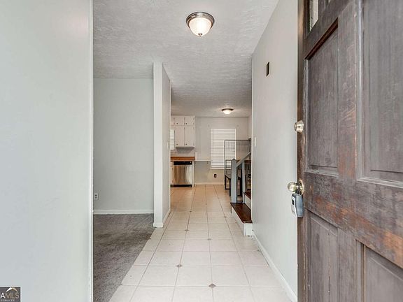 2nd image of 5611 Whittondale Rd