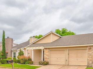 2815 Crest Park Dr, Houston, TX 77082