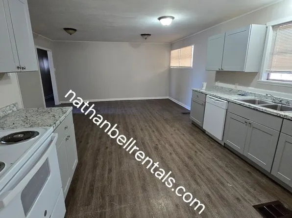 1295 E Houston St, Paris, TX 75460