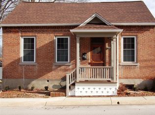 414 Stafford St, Washington, MO 63090