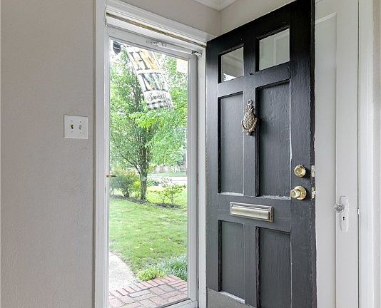 5th image of 6114 Patterson Ave