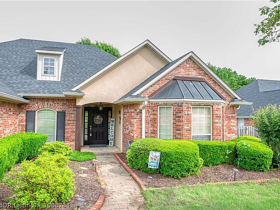 3rd image of 3300 Osprey Dr