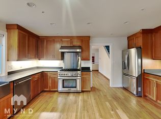 6960 Exeter Dr, Oakland, CA 94611
