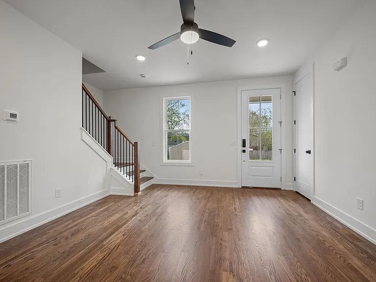 1510 Lawrence St — Photo 14