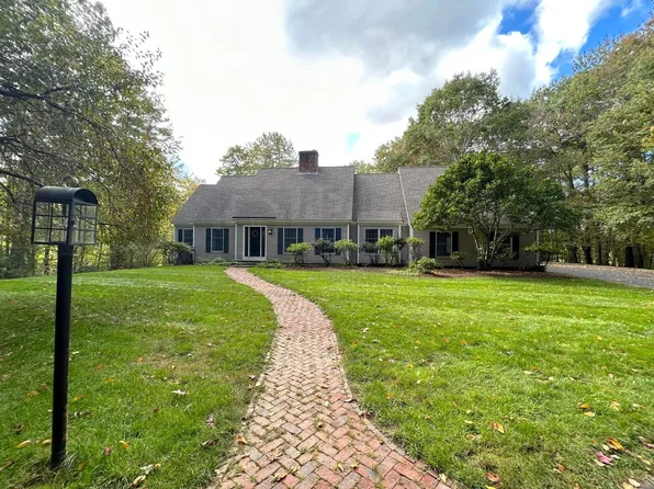 75 Dover Rd, South Berwick, ME 03908