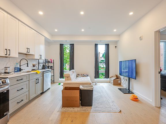 2nd image of 30 Kennedy St NW #7
