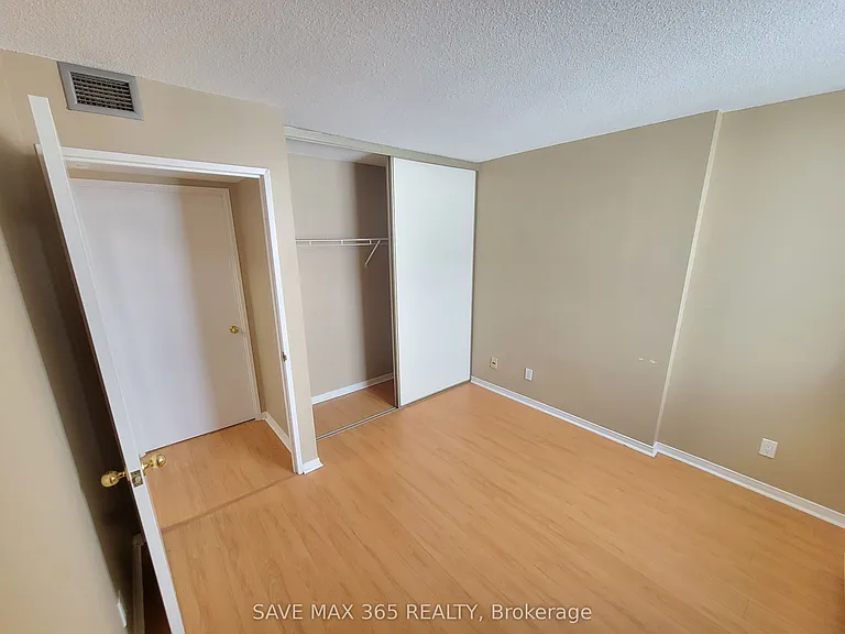 330 McCowan Rd #1405 — Photo 13