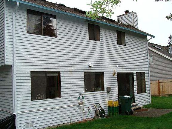 2nd image of 10721 23rd Ave NE