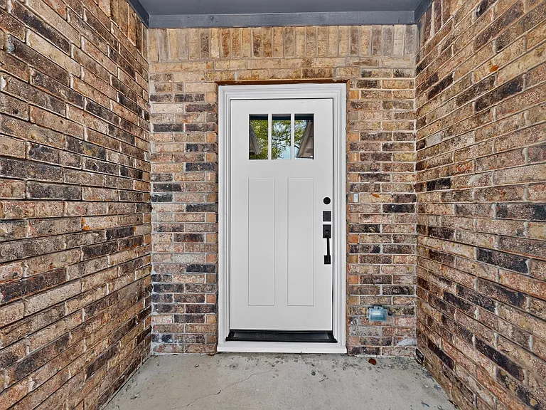 3933 Alto Ave — Photo 45