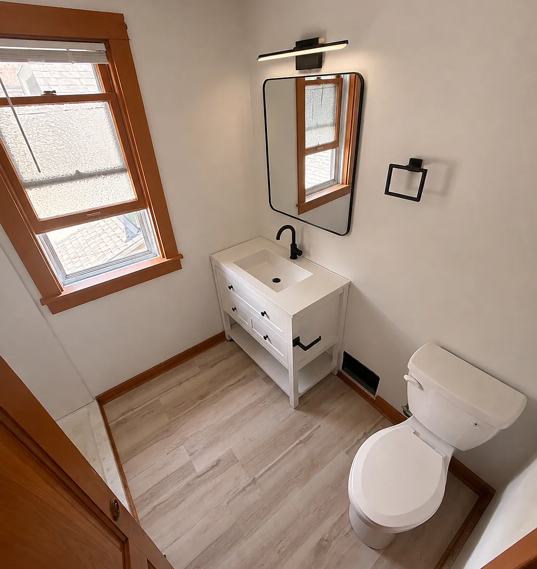 2 bed, 900 sqft, $1,890 — Photo 4