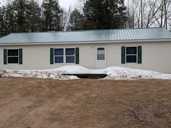 5661 N Three Mile Rd, Hessel, MI 49745