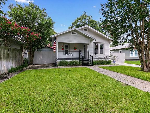 3rd image of 676 S Santa Clara Ave