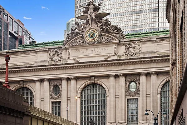 Rented by Keller Williams NYC | media 24