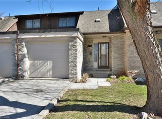 562 Forestwood Cres, Burlington, ON L7L 4K3