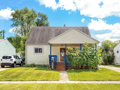 1208 Fall River Rd, Ypsilanti, MI, 48198