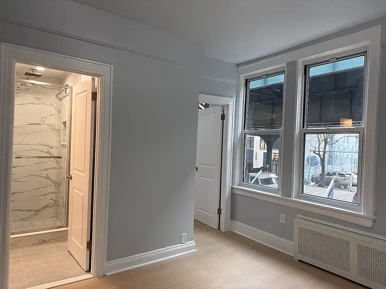 31-86 31st St #2 — Photo 8