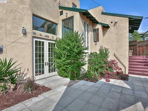 2nd image of 4156 Vineyard Ave