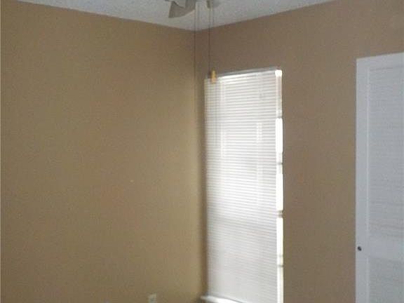 5th image of 8837 Saint Thomas Cir