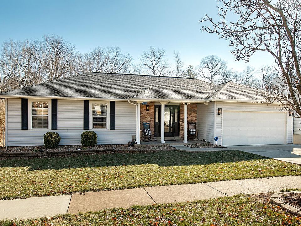 1st image of 304 Golden Valley Dr