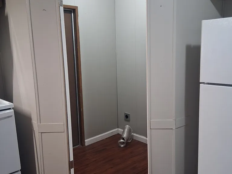252 Golden Crst — Photo 12