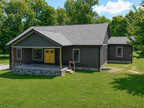 226 W West Wilson Rd, Russell Springs, KY 42642