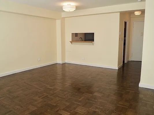 Rented by Barshay Brokerage | media 9