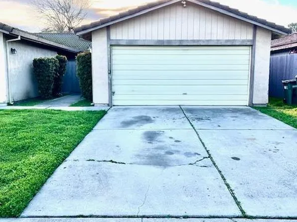 9019 Fox Creek Dr, Stockton, CA 95210