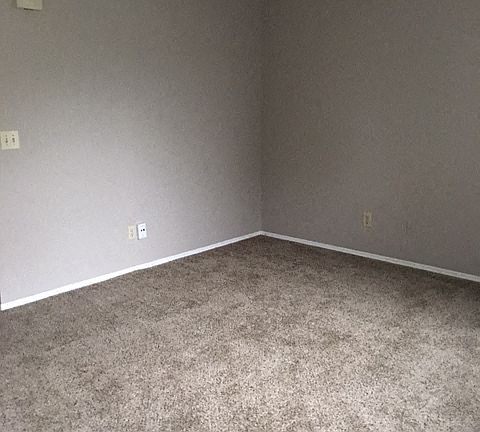 2nd image of 8247 Mount Carmel St
