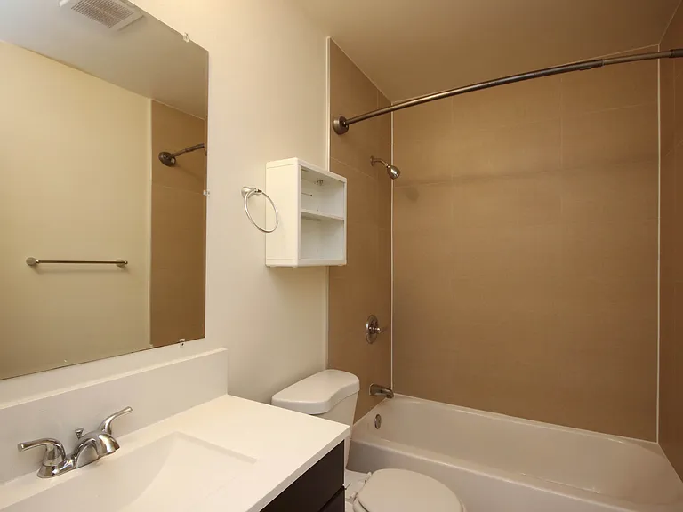 203 S Madison Ave #10 — Photo 18