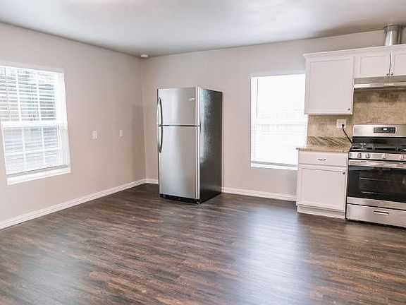 5th image of 906 NW 14th St #1