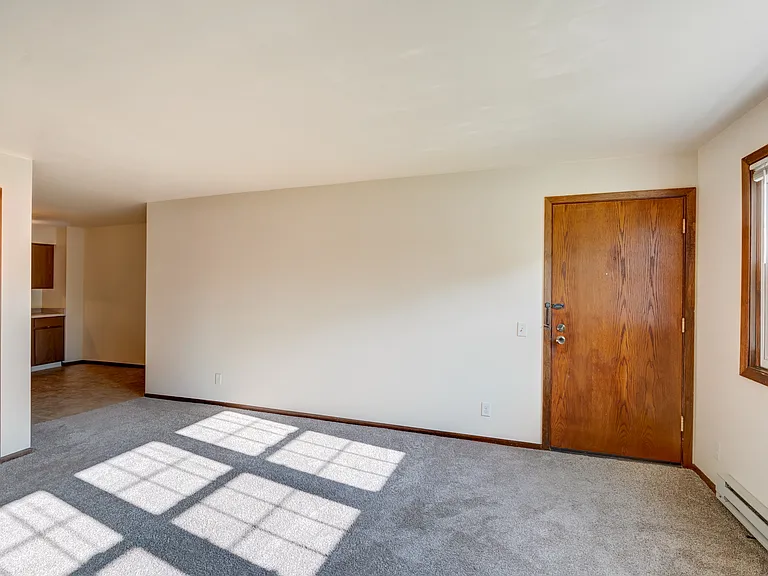 304 King St #6 — Photo 6