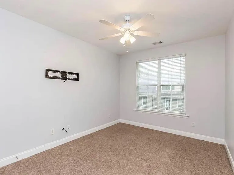 5999 Brookside Oak Cir — Photo 19