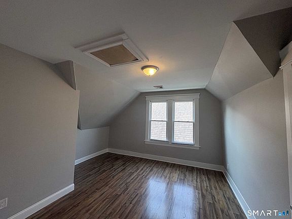5th image of 554 Central Ave #2