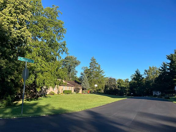 4th image of 6408 Pheasant Run